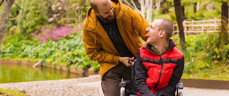 Quels sont les diplômes nécessaires pour travailler avec des personnes handicapées